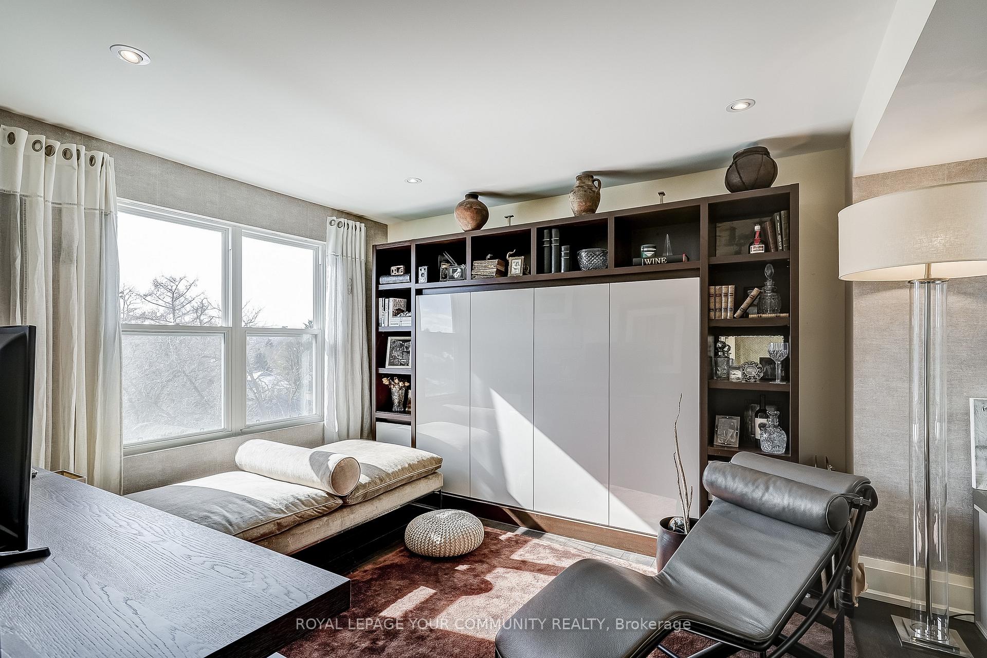Photo 22 of Unit 402, 64 Wells Street, Aurora, Aurora Village — HOMEH