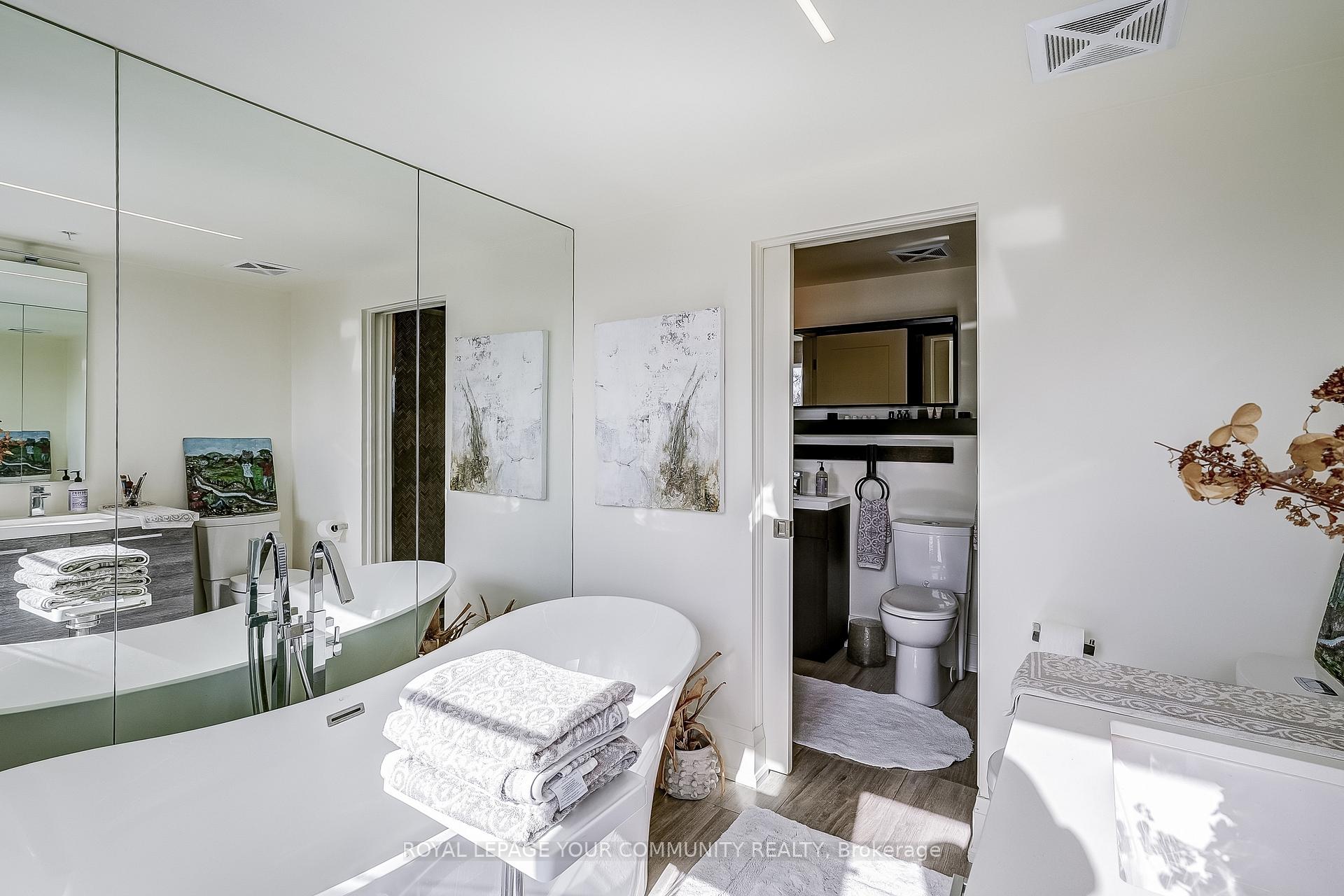 Photo 31 of Unit 402, 64 Wells Street, Aurora, Aurora Village — HOMEH