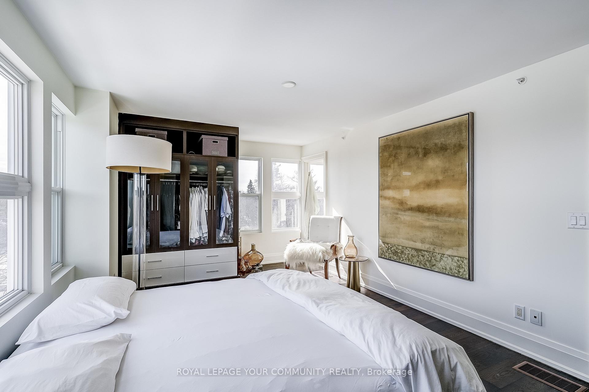 Photo 34 of Unit 402, 64 Wells Street, Aurora, Aurora Village — HOMEH