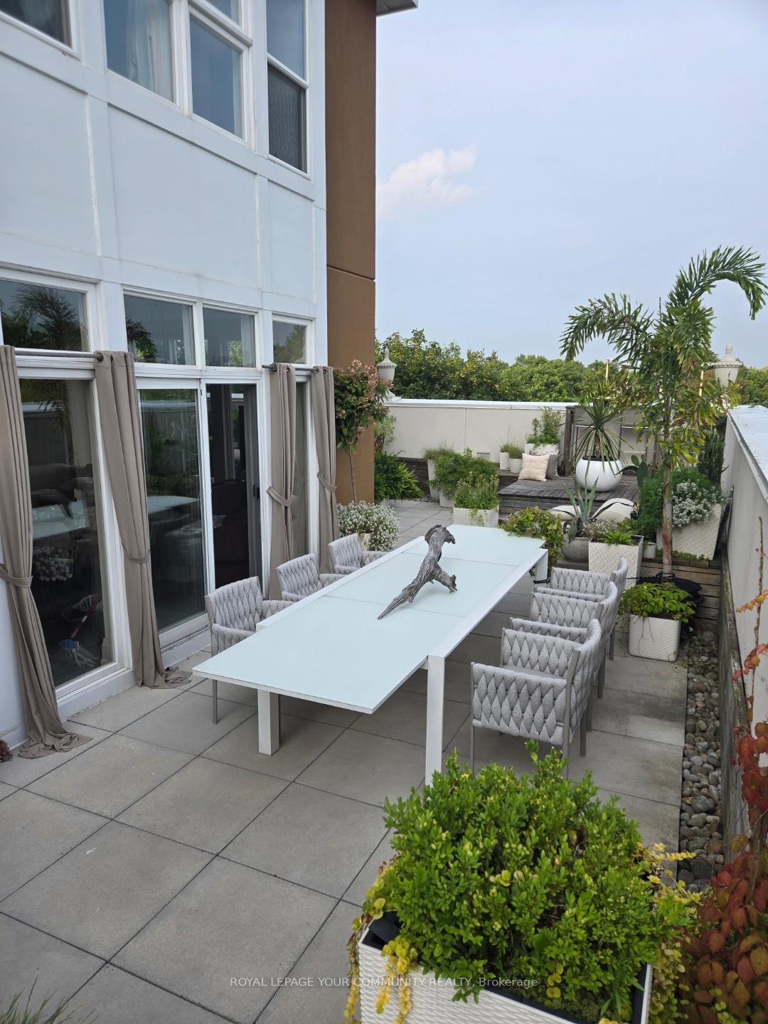 Photo 38 of Unit 402, 64 Wells Street, Aurora, Aurora Village — HOMEH