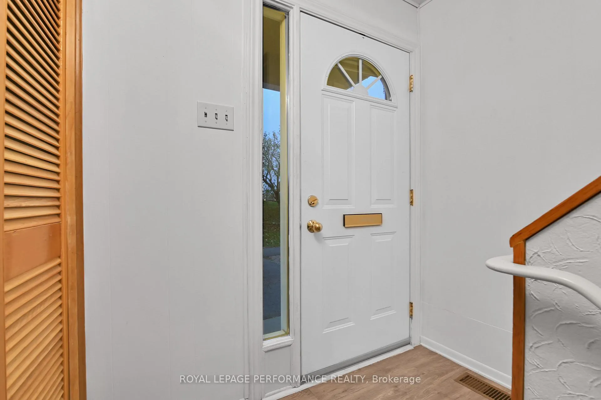 Photo 2 of Unit 25, 168 Salter Crescent, Ottawa, Kanata - Beaverbrook — HOMEH