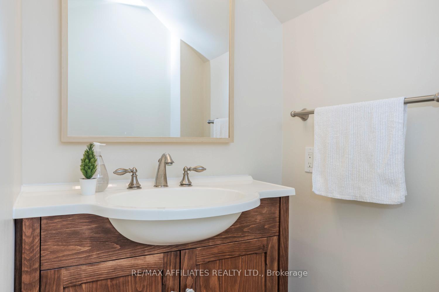 Photo 22 of Unit 5, 45 Mill Street, Carleton Place — HOMEH