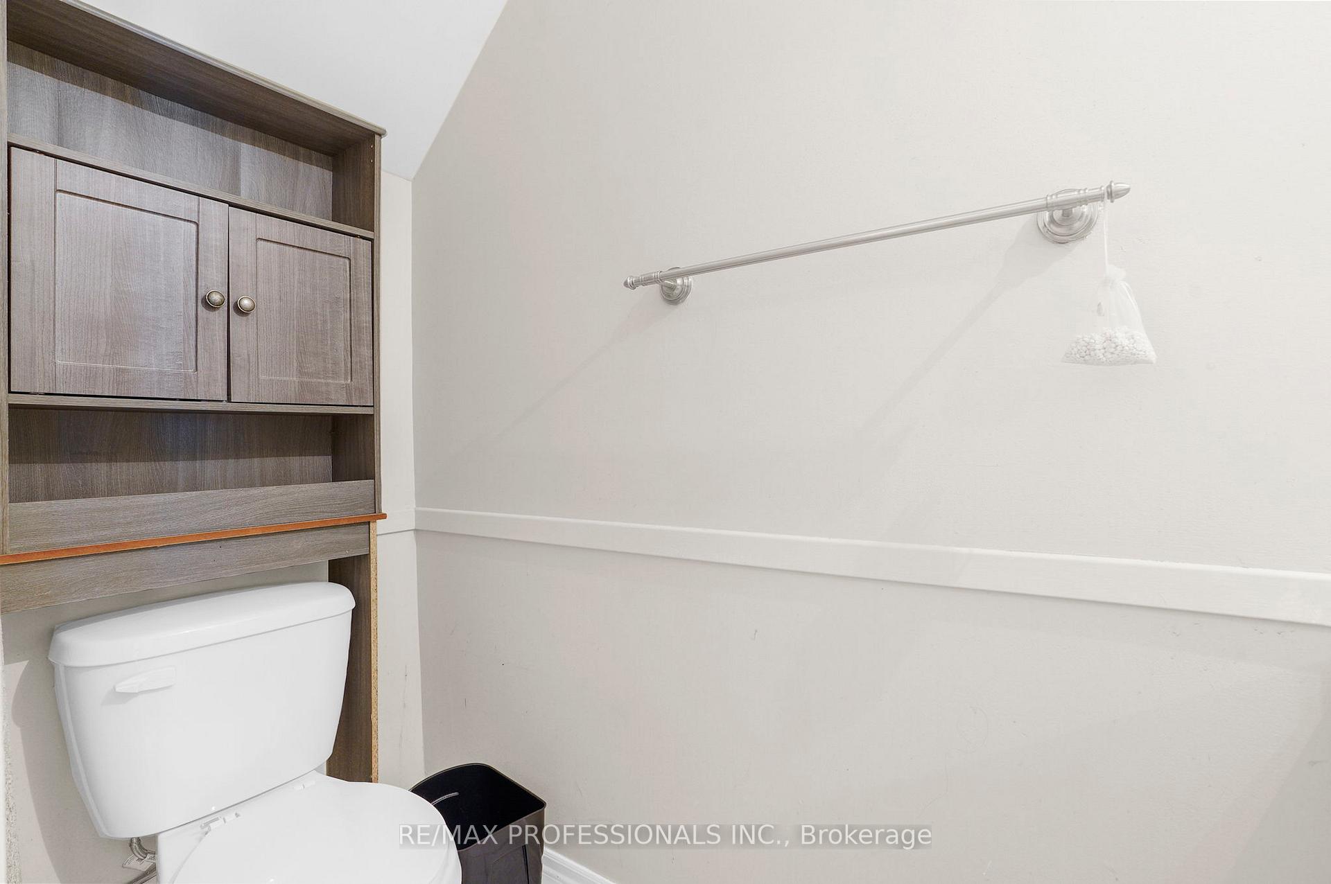 Photo 13 of Unit 17, 384 Limeridge Road E, Hamilton, Bruleville — HOMEH