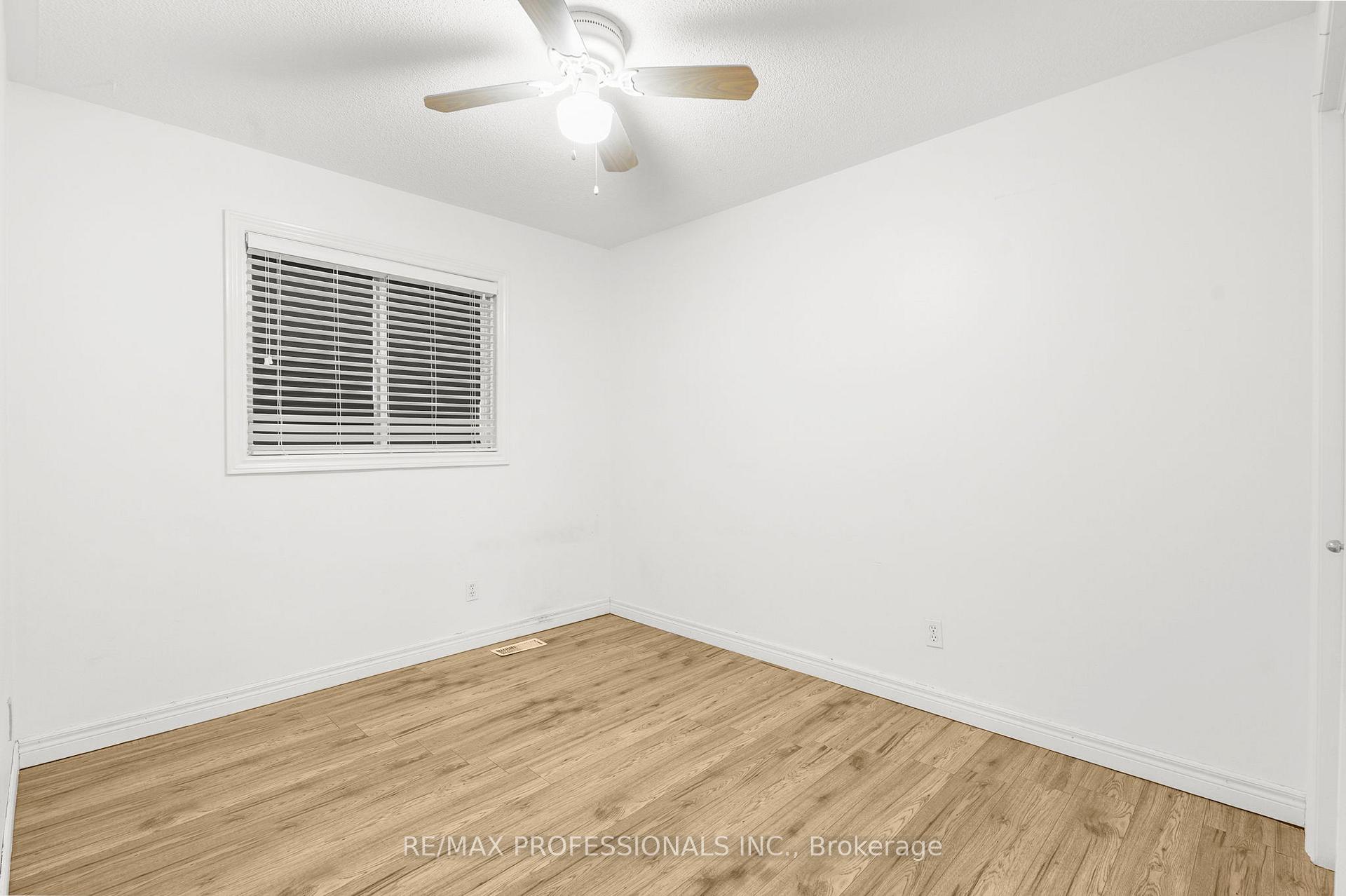 Photo 27 of Unit 17, 384 Limeridge Road E, Hamilton, Bruleville — HOMEH
