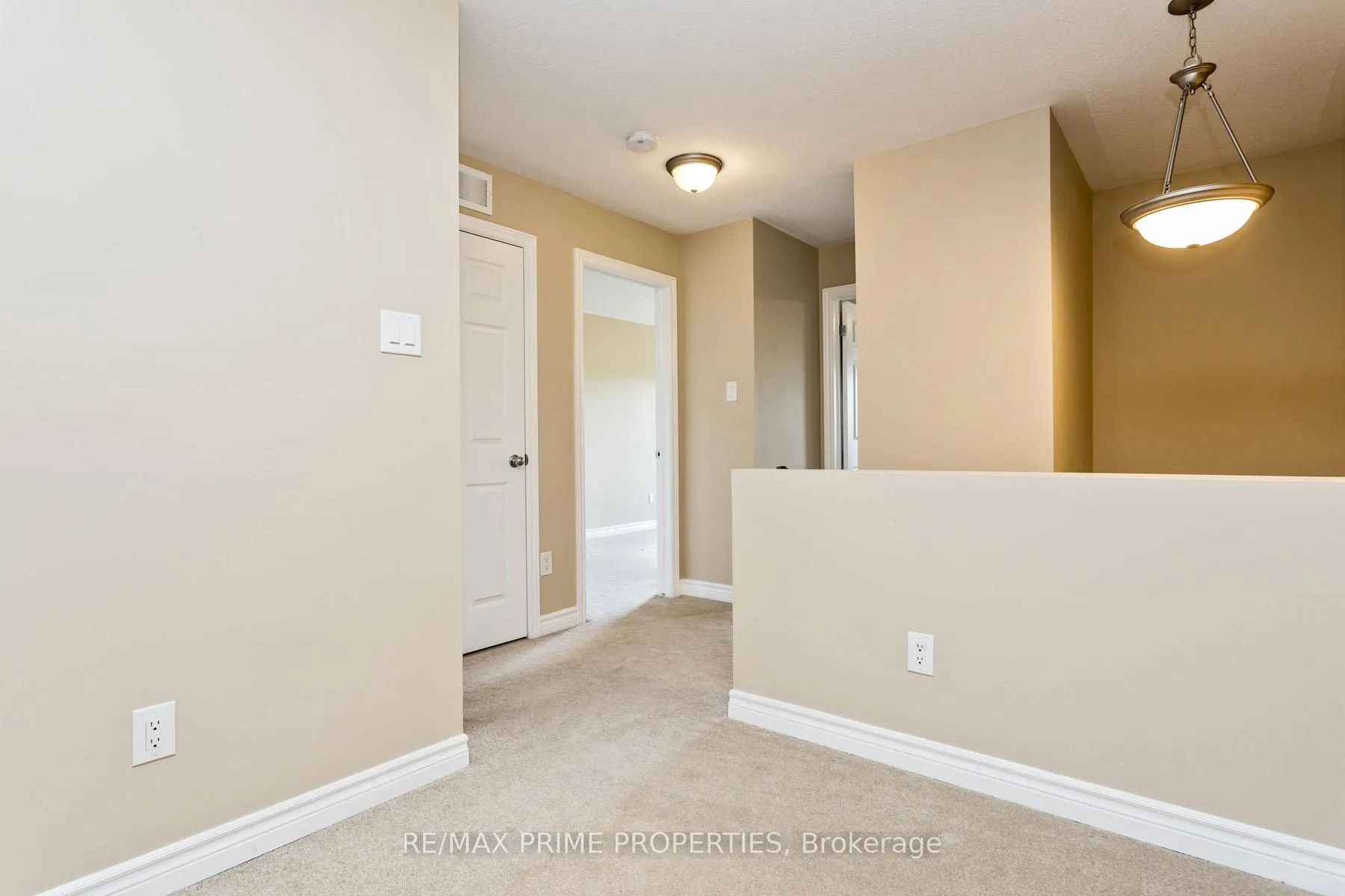 Photo 13 of Unit B, 287 Titanium Private, Ottawa, Convent Glen North — HOMEH