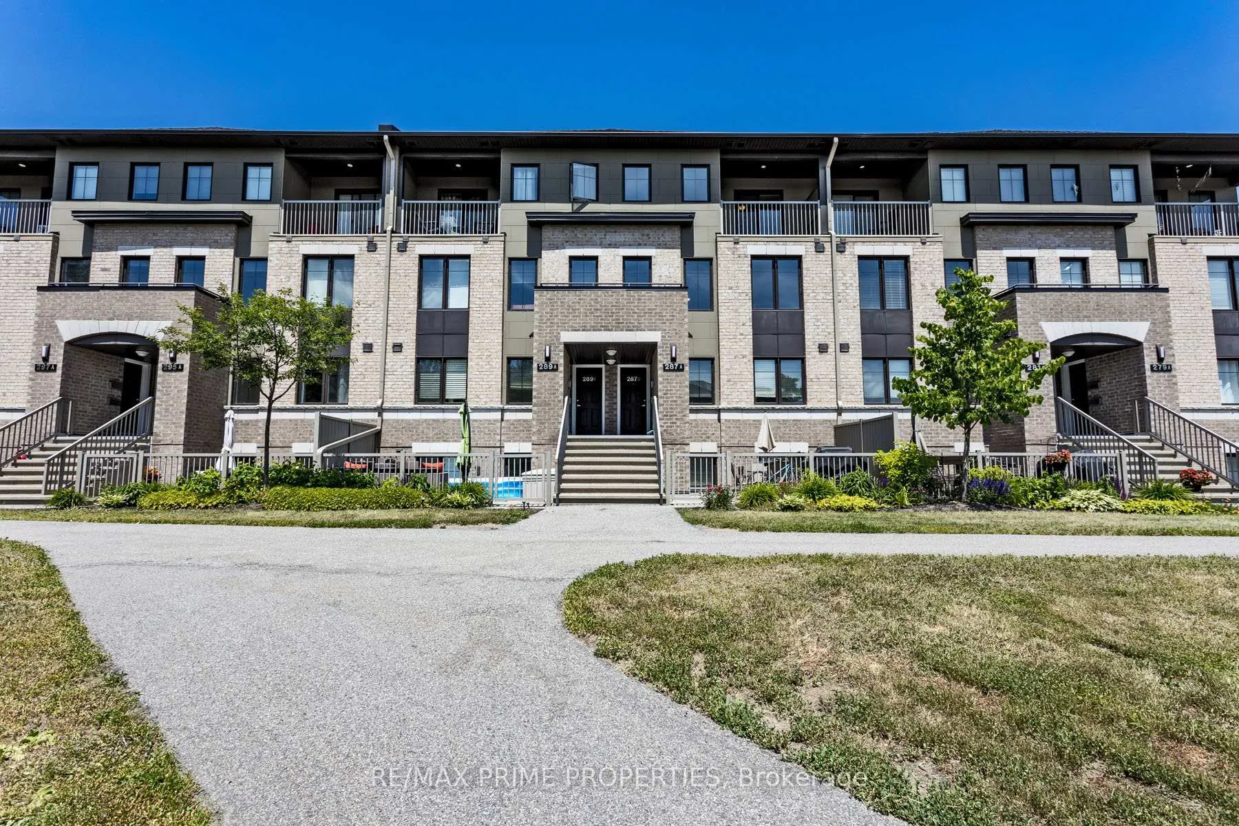 Photo 25 of Unit B, 287 Titanium Private, Ottawa, Convent Glen North — HOMEH