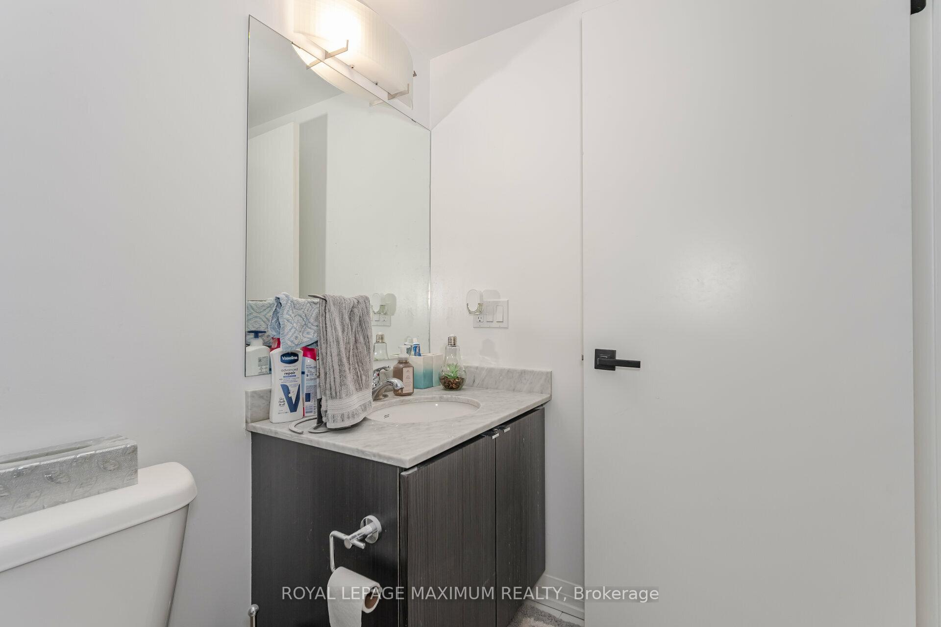 Photo 19 of Unit 308, 408 Browns Line E, Etobicoke, Alderwood — HOMEH