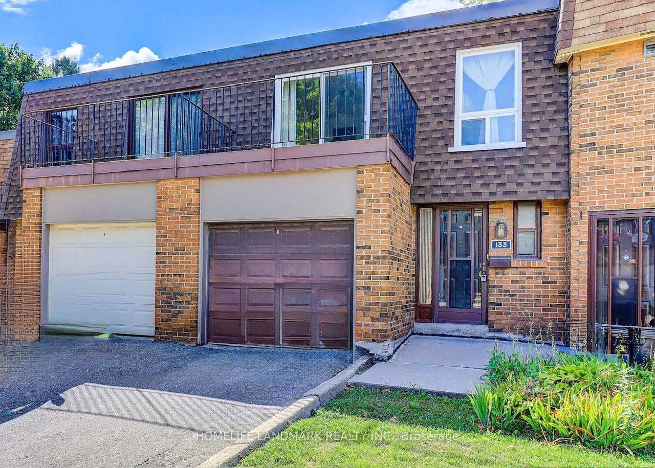 Front of 133 Huntingdale Boulevard