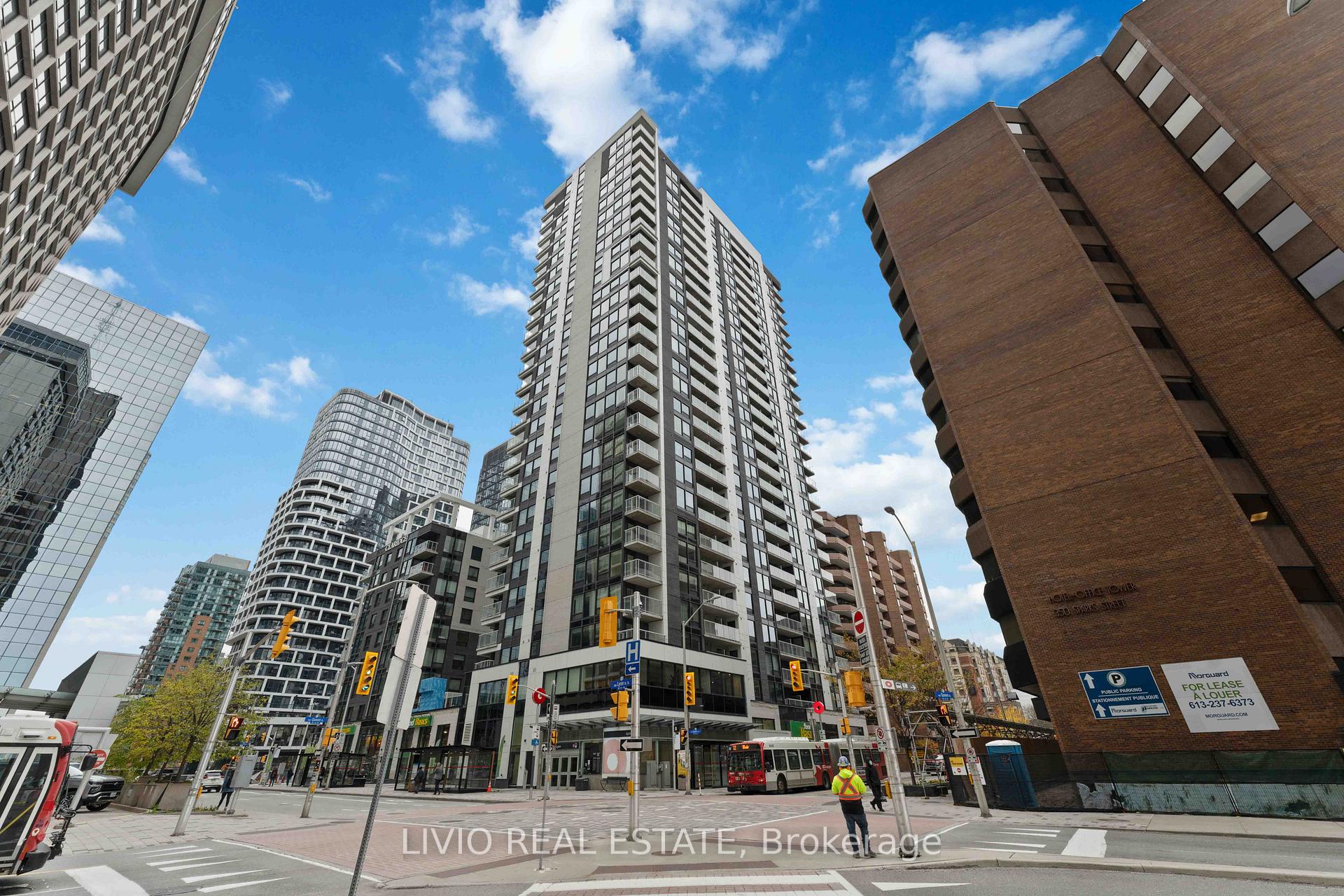 Front of Unit 502, 340 Queen Street Ottawa