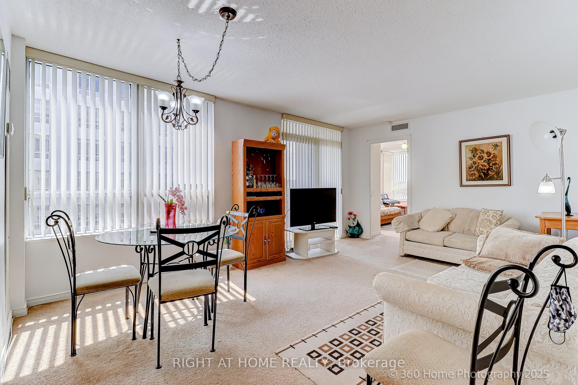 Photo 8 of Unit 817, 1200 The Esplanade N, Pickering, Town Centre — HOMEH
