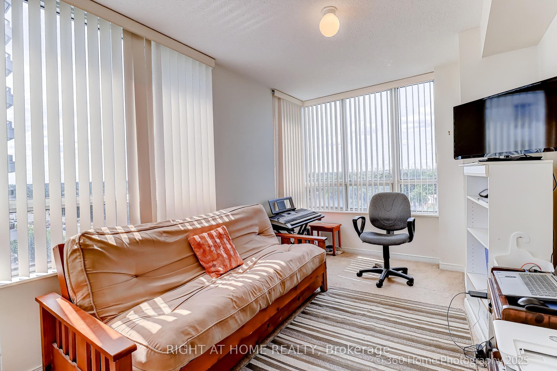 Photo 13 of Unit 817, 1200 The Esplanade N, Pickering, Town Centre — HOMEH