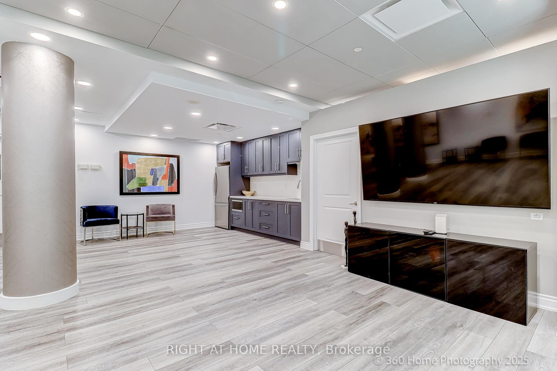 Photo 19 of Unit 817, 1200 The Esplanade N, Pickering, Town Centre — HOMEH