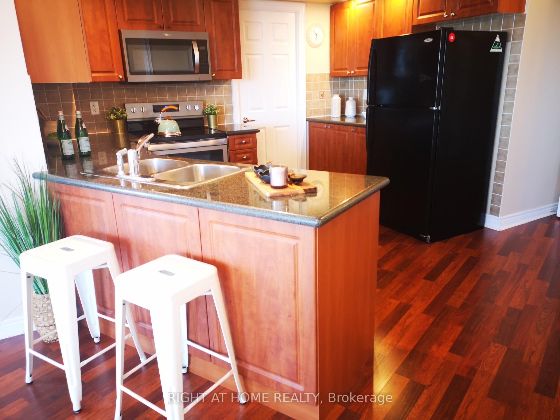 Photo 4 of Unit 1522, 33 Cox Boulevard, Markham, Unionville — HOMEH