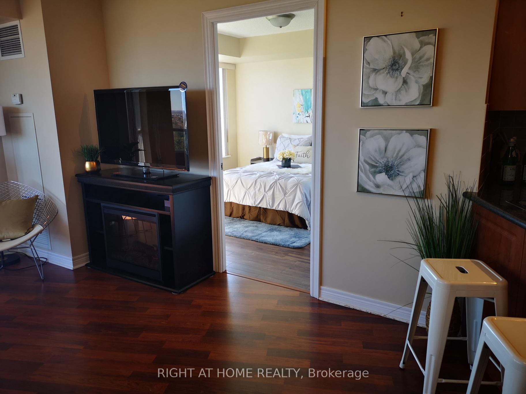 Photo 6 of Unit 1522, 33 Cox Boulevard, Markham, Unionville — HOMEH