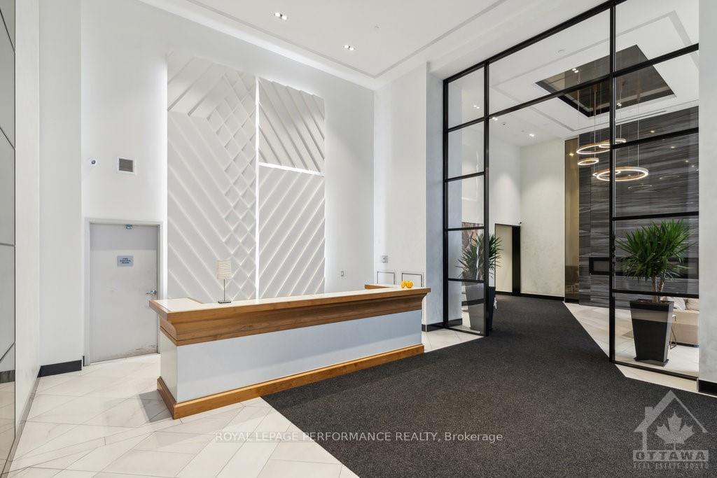 Photo 3 of Unit 813, 255 Bay Street, Ottawa, Ottawa Centre — HOMEH