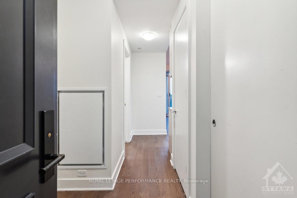 Photo 5 of Unit 813, 255 Bay Street, Ottawa, Ottawa Centre — HOMEH