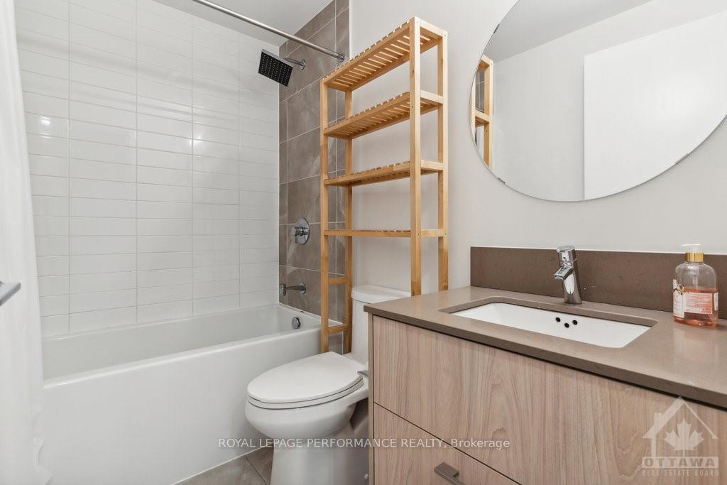 Photo 17 of Unit 813, 255 Bay Street, Ottawa, Ottawa Centre — HOMEH