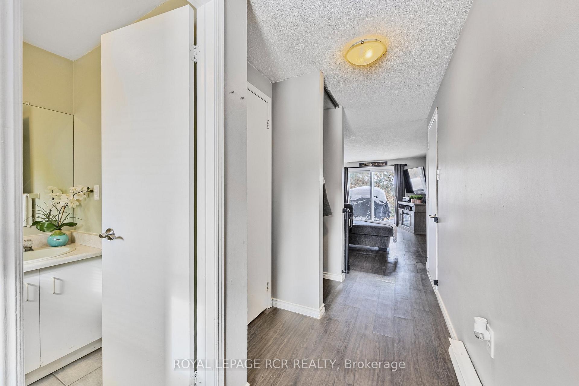Photo 6 of Unit 57, 34 Loggers Run, Barrie, Ardagh — HOMEH