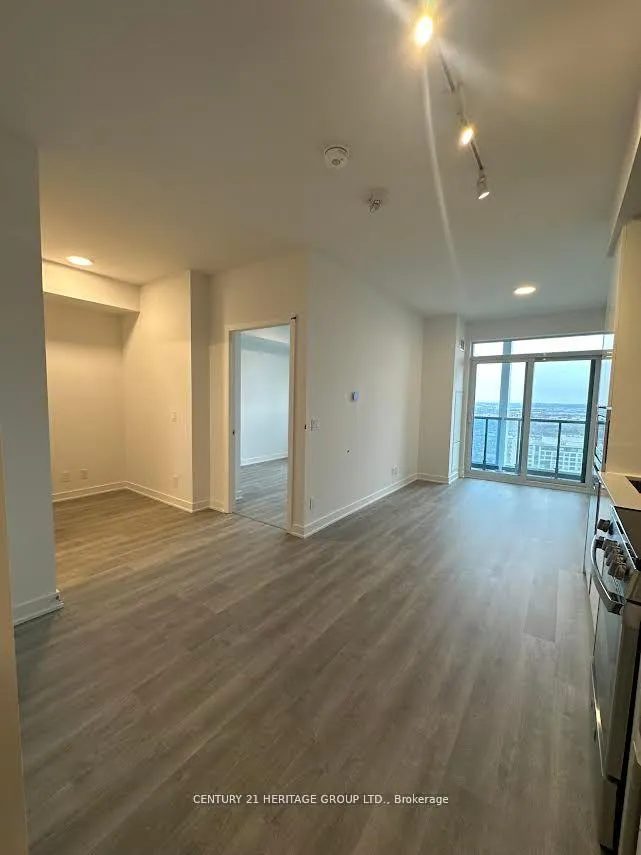 Photo 7 of Unit 2706A, 30 Upper Mall Way, Vaughan, Brownridge — HOMEH