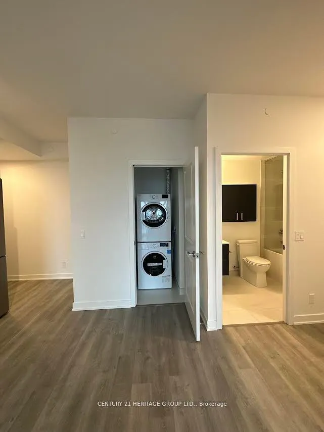 Photo 10 of Unit 2706A, 30 Upper Mall Way, Vaughan, Brownridge — HOMEH