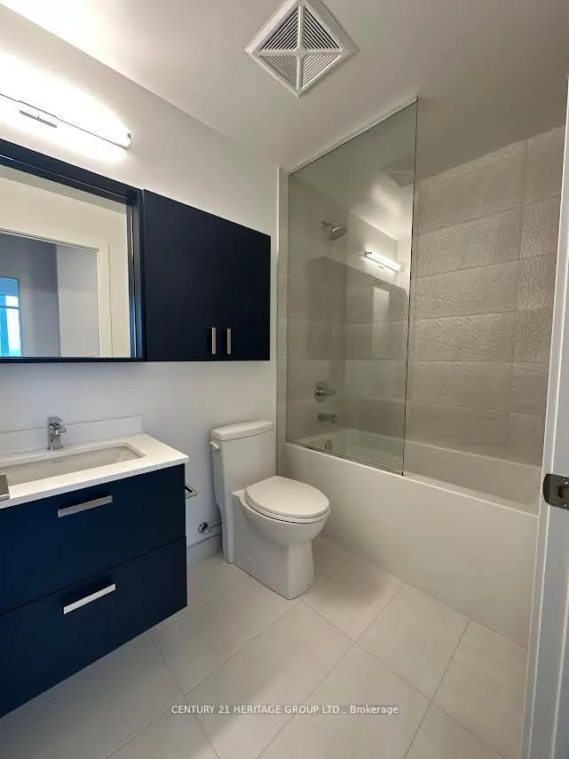 Photo 13 of Unit 2706A, 30 Upper Mall Way, Vaughan, Brownridge — HOMEH