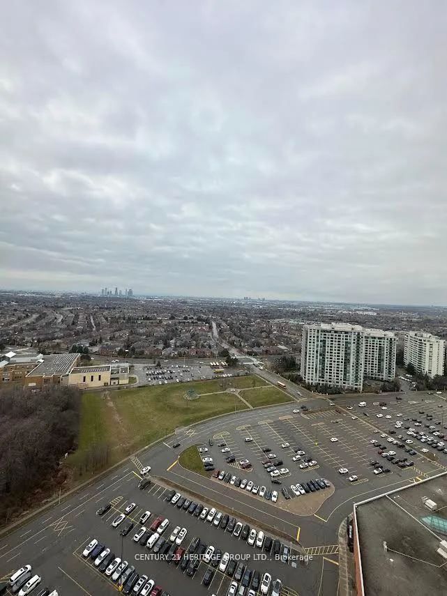 Photo 15 of Unit 2706A, 30 Upper Mall Way, Vaughan, Brownridge — HOMEH