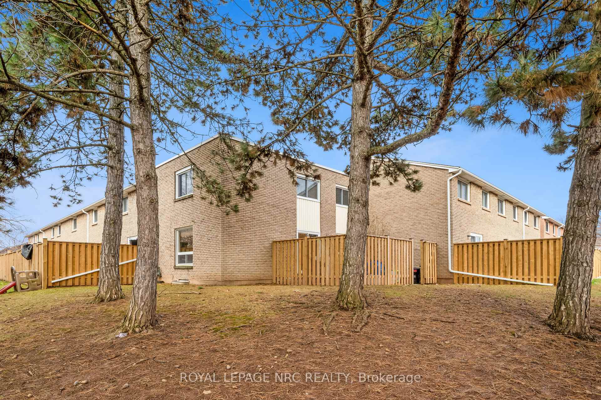 Photo 25 of Unit 89, 151 Gateshead Crescent, Hamilton, Stoney Creek — HOMEH