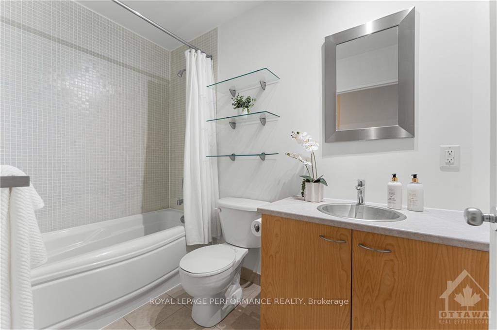 Photo 11 of Unit 506, 179 George Street, Ottawa, Lower Town/Byward Market — HOMEH