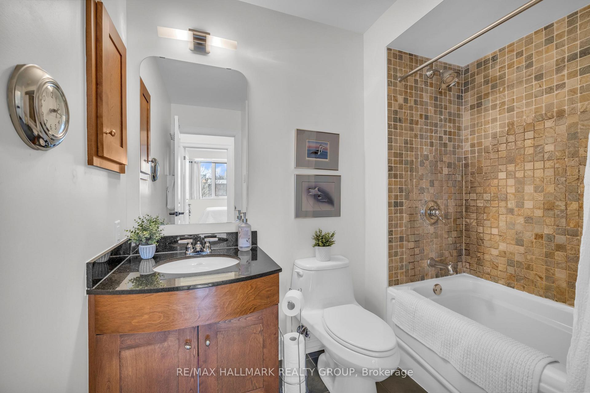 Photo 15 of Unit 210, 320 Mcleod Street, Ottawa, Ottawa Centre — HOMEH