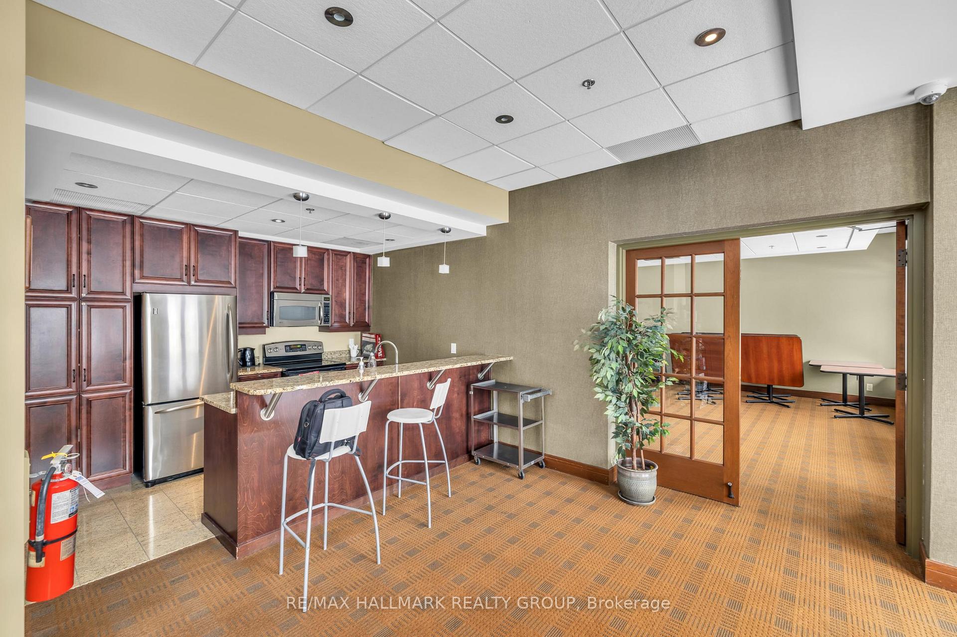 Photo 16 of Unit 210, 320 Mcleod Street, Ottawa, Ottawa Centre — HOMEH