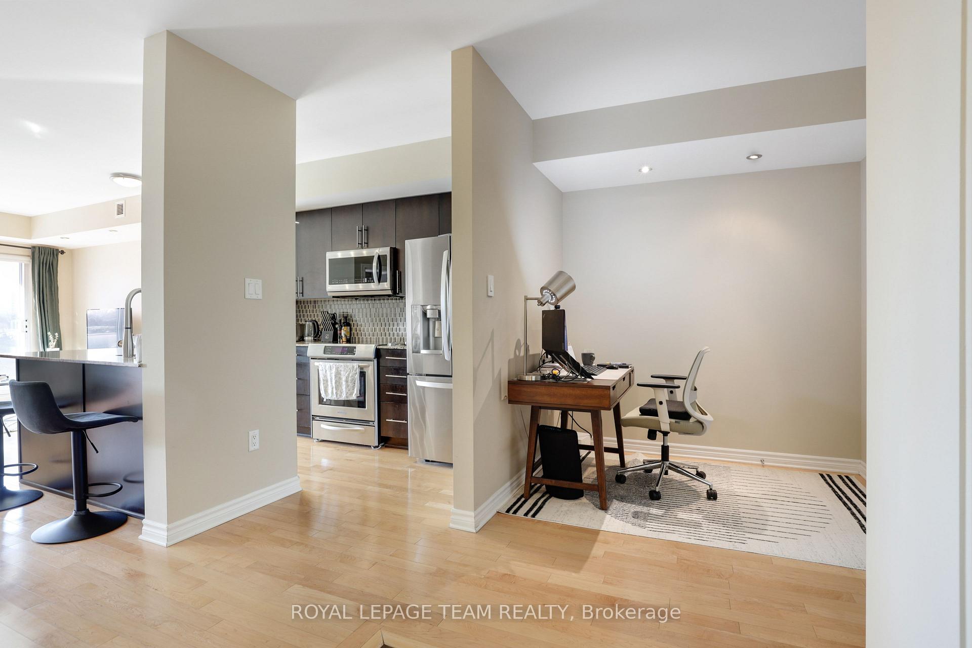 Photo 2 of Unit 701, 70 Landry Street, Ottawa, Vanier — HOMEH