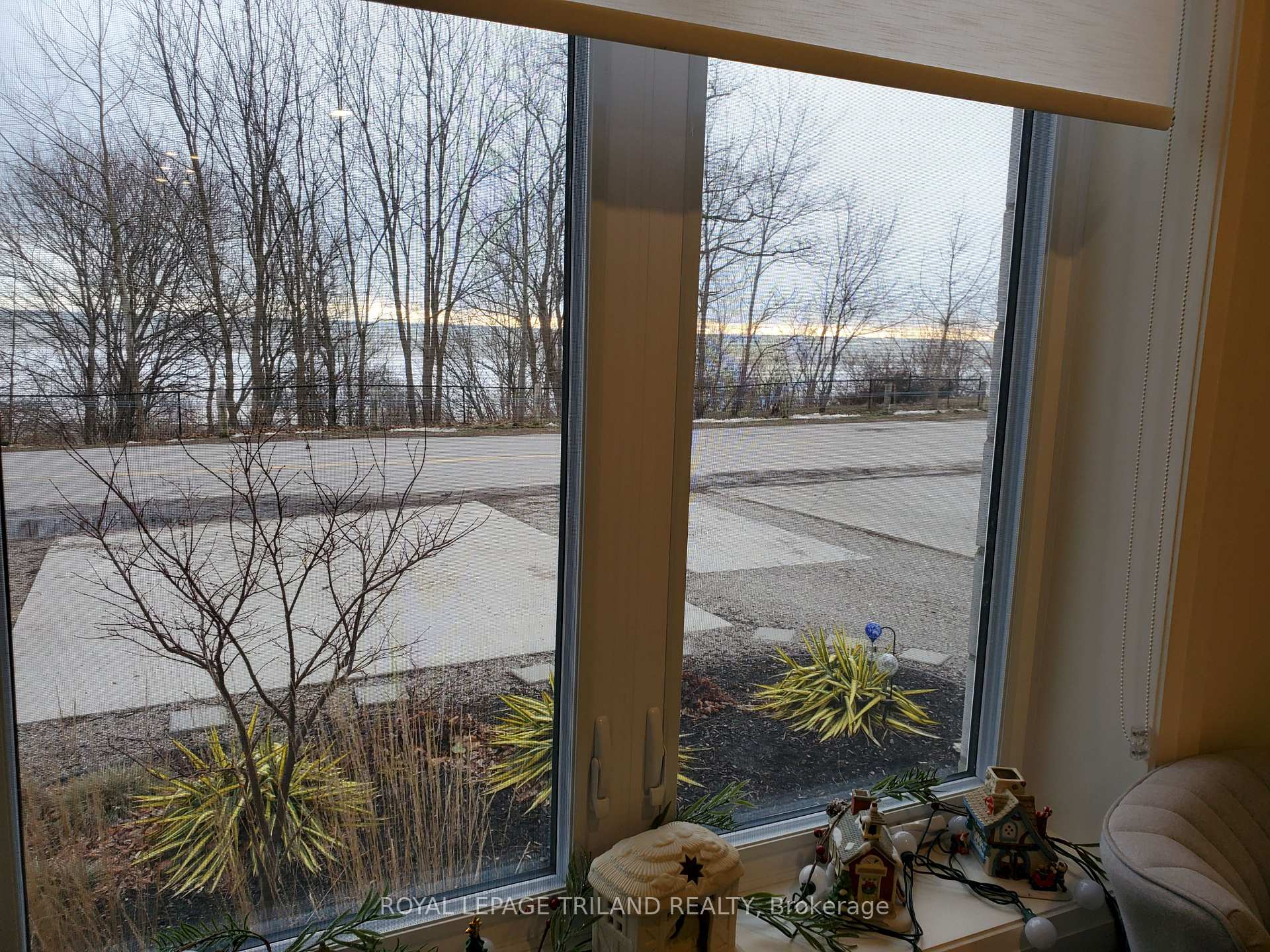 Photo 4 of 385 Front Street, Central Elgin, Rural Central Elgin — HOMEH