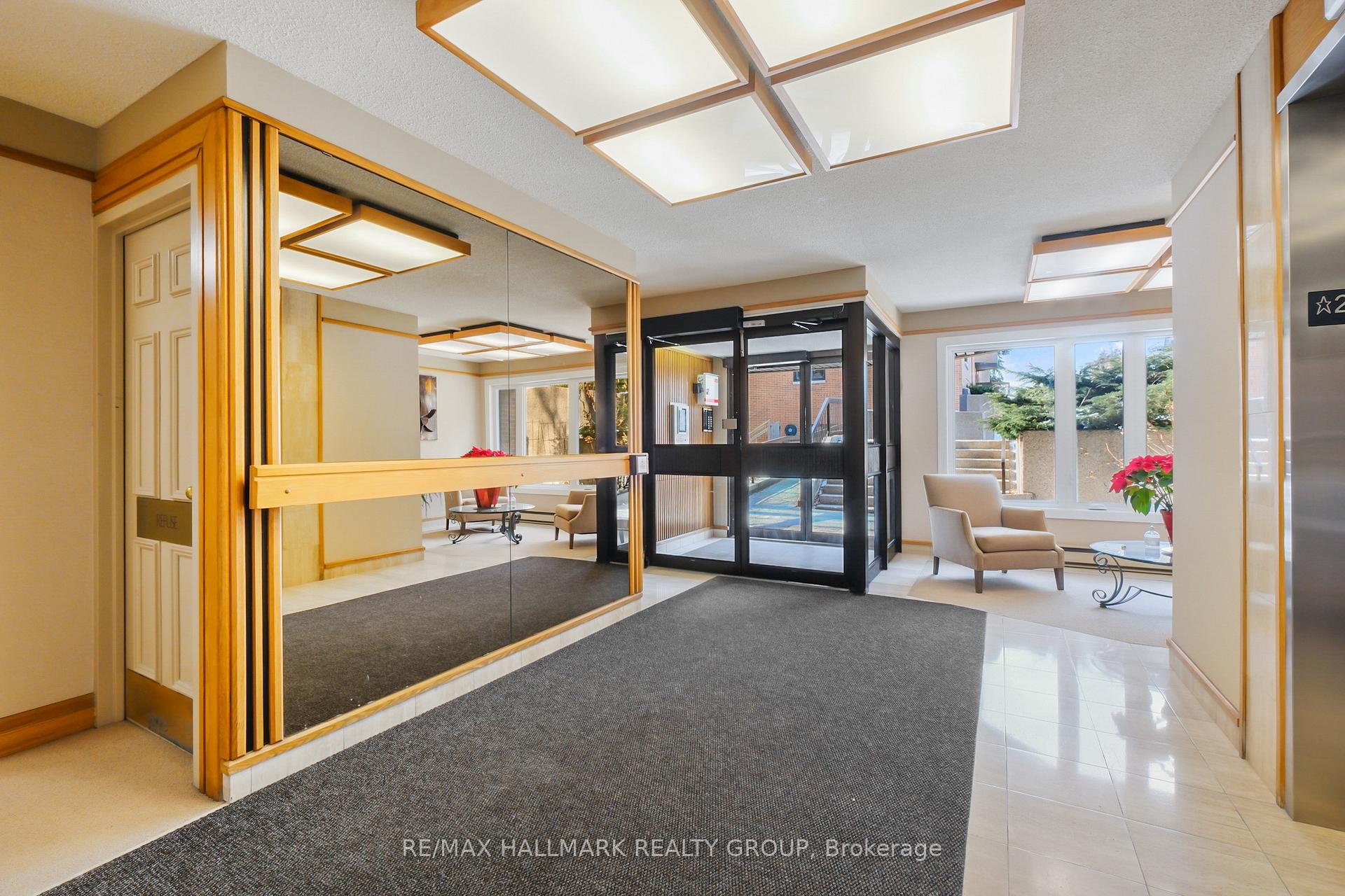 Photo 23 of Unit 60C, 259 Botanica, Ottawa, Civic Hospital — HOMEH