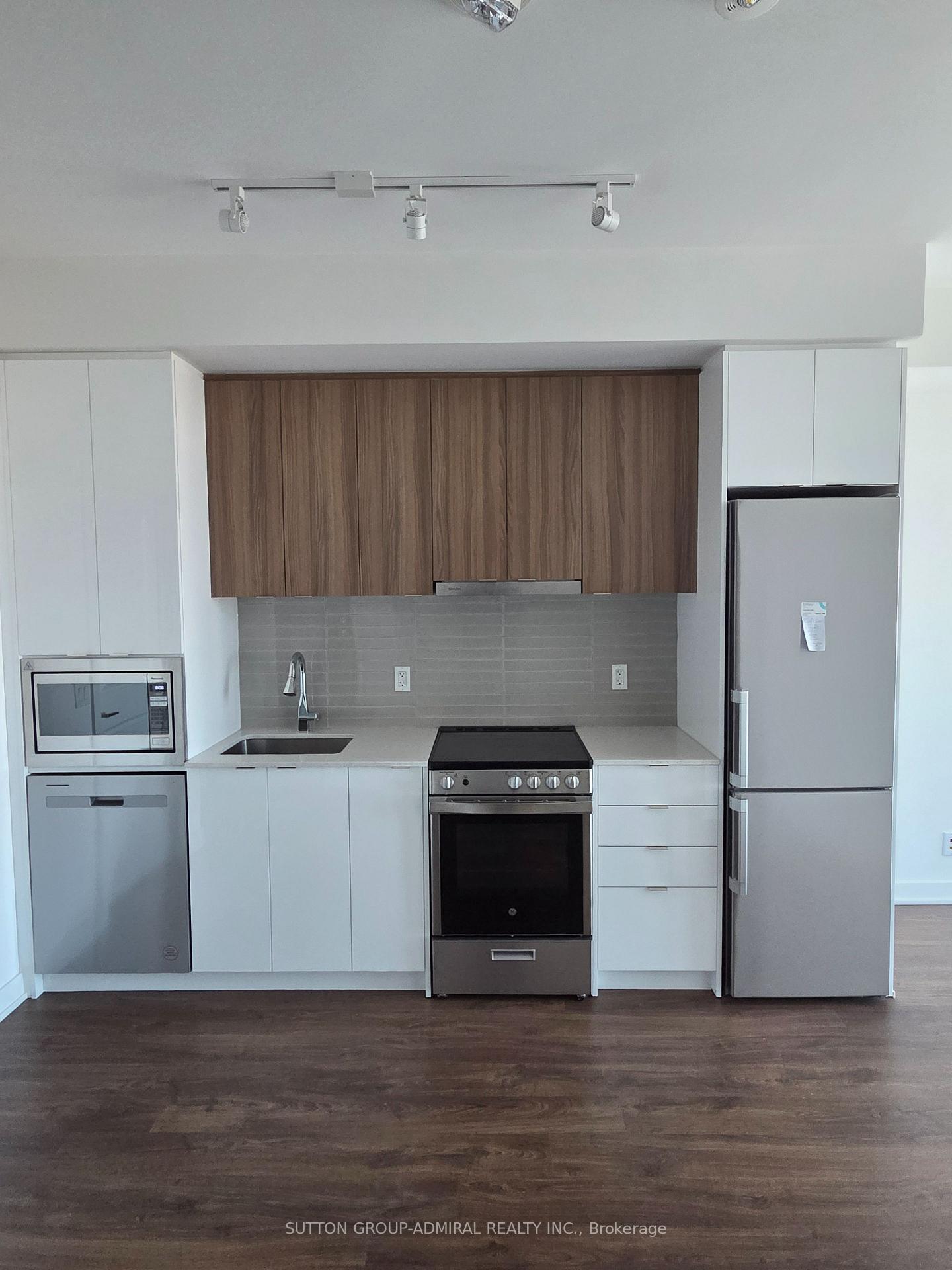 Photo 4 of Unit 2907, 50 Upper Mall Way, Vaughan, Brownridge — HOMEH