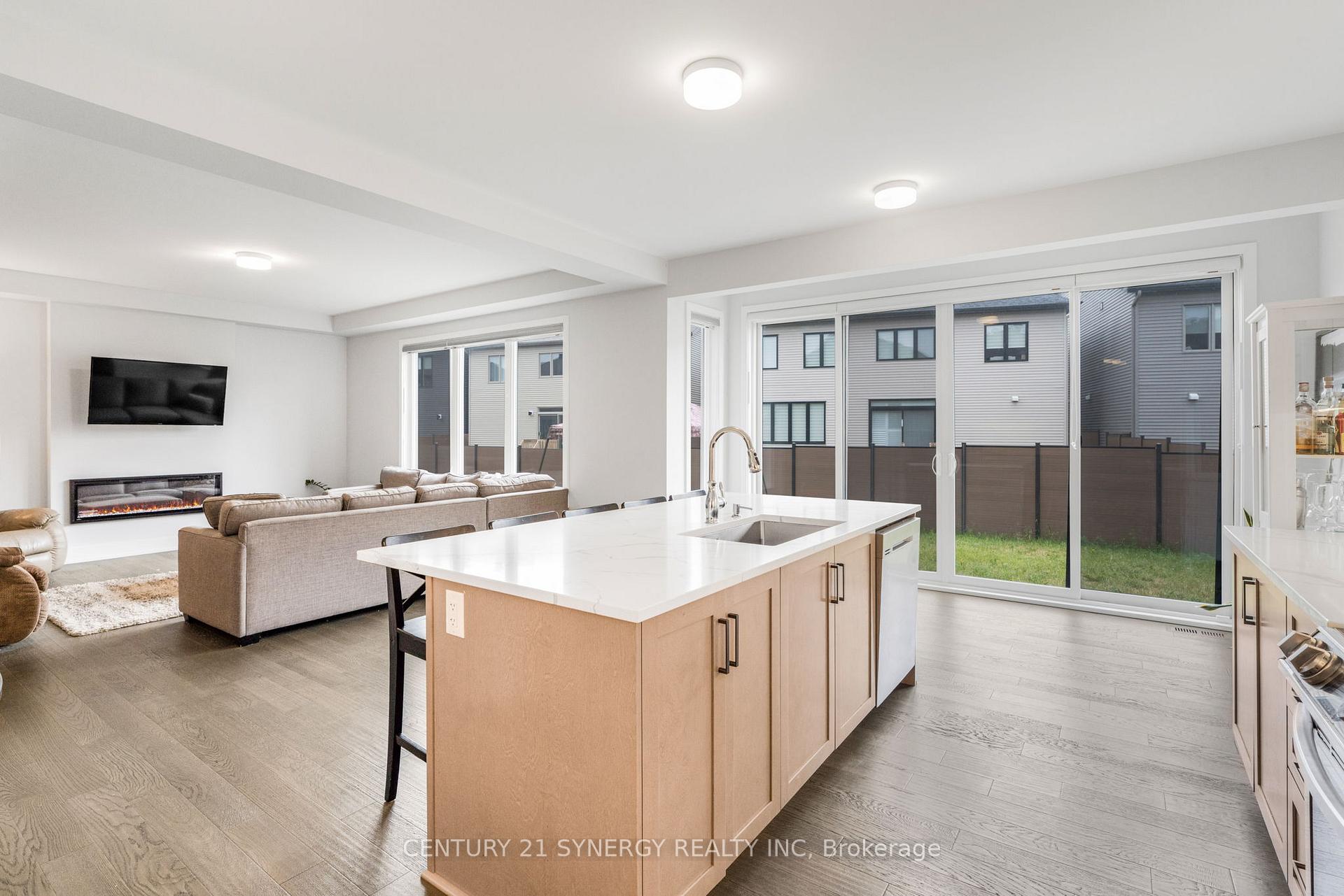 Photo 15 of 814 Crossgate Street, Ottawa, Barrhaven - Stonebridge — HOMEH