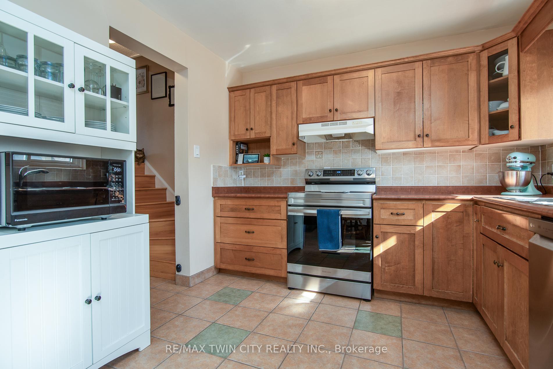 Photo 20 of Unit 32, 634 Strasburg Road, Kitchener — HOMEH