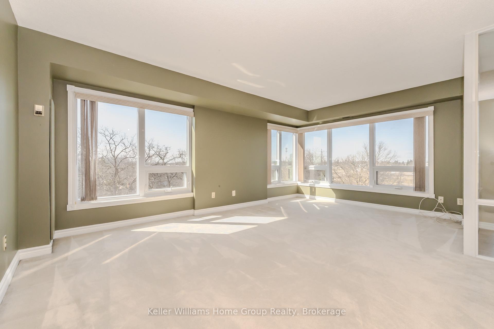 Photo 9 of Unit 1008, 237 King Street W, Cambridge — HOMEH