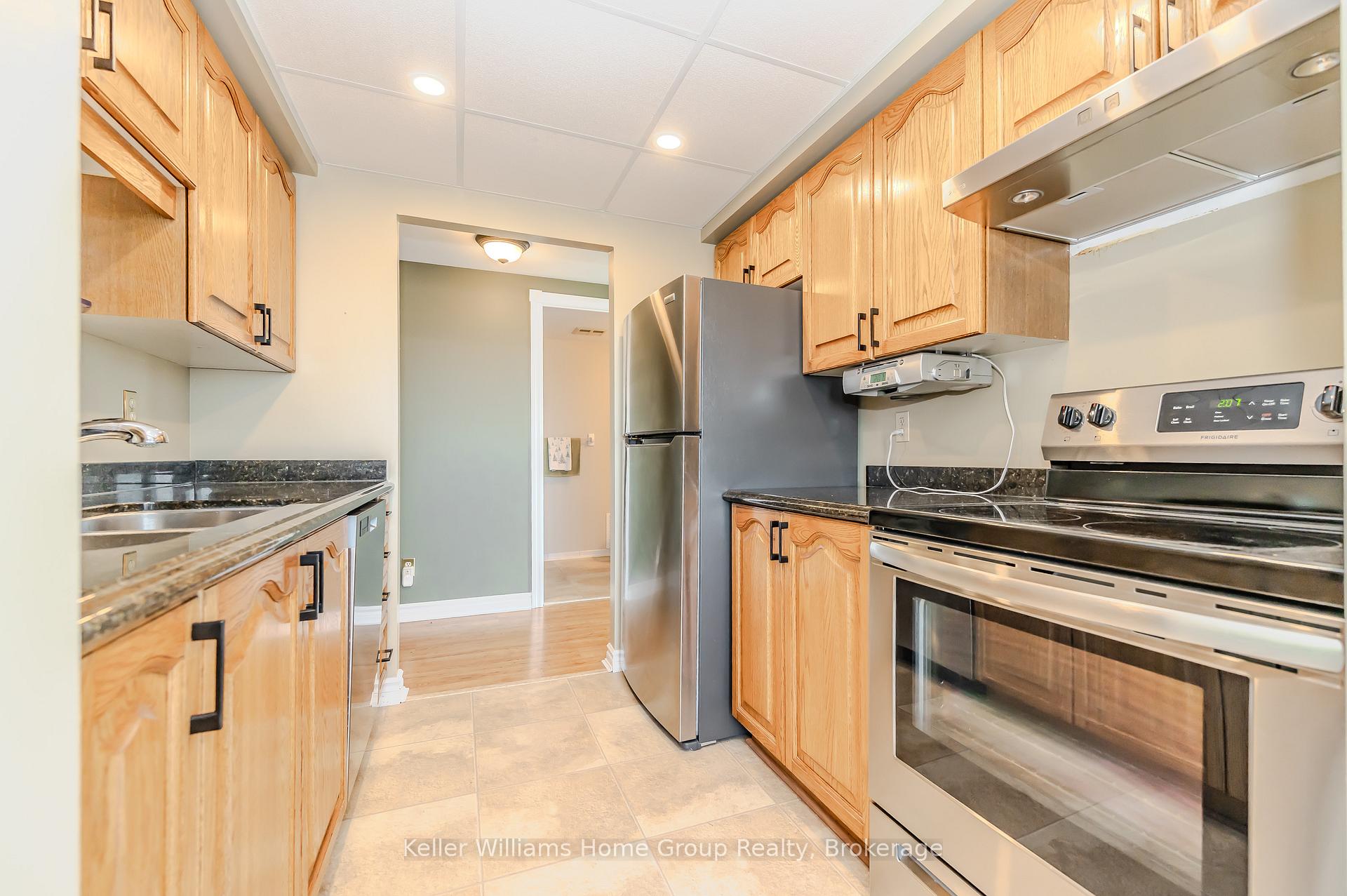 Photo 20 of Unit 1008, 237 King Street W, Cambridge — HOMEH