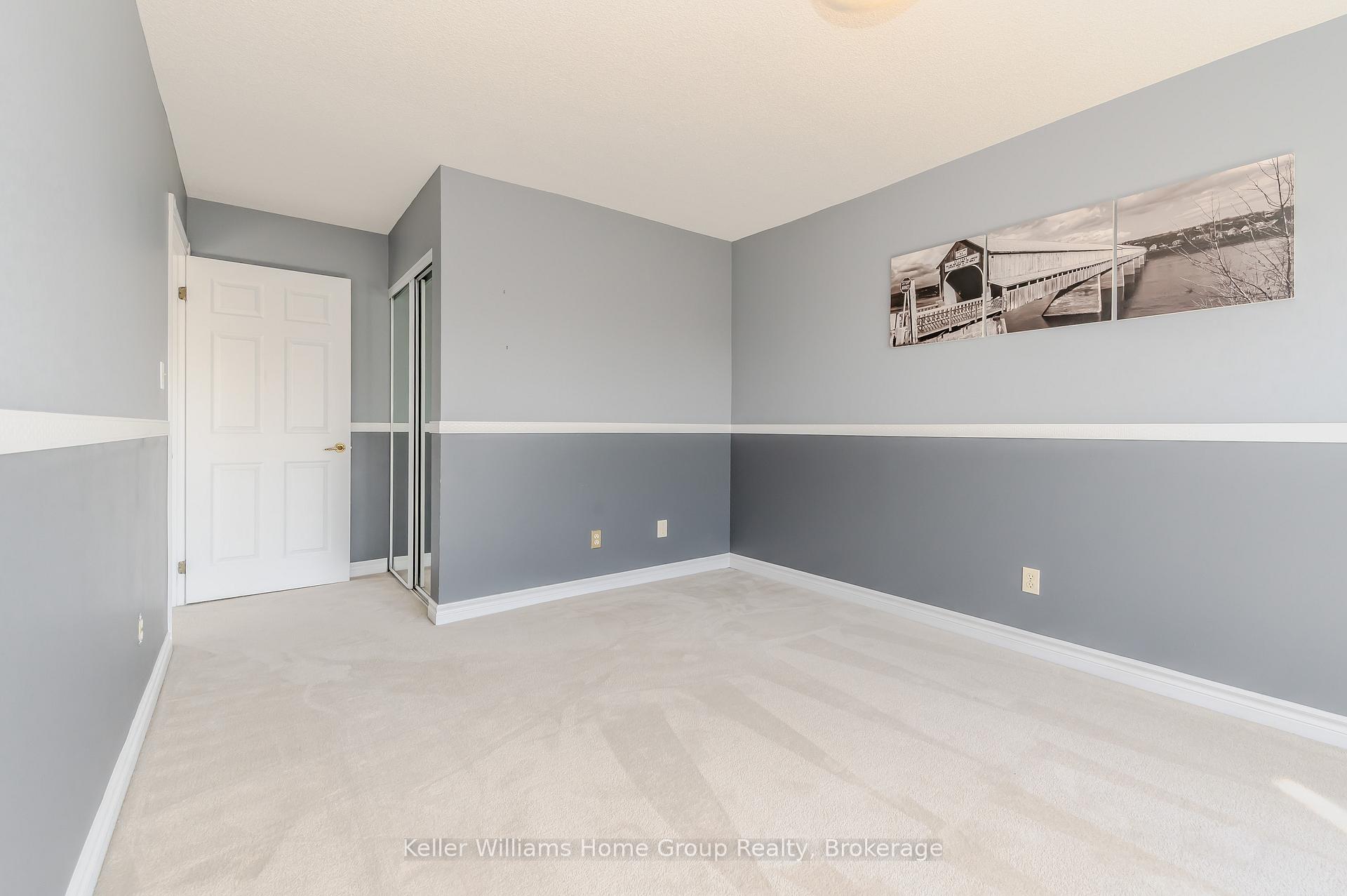 Photo 32 of Unit 1008, 237 King Street W, Cambridge — HOMEH