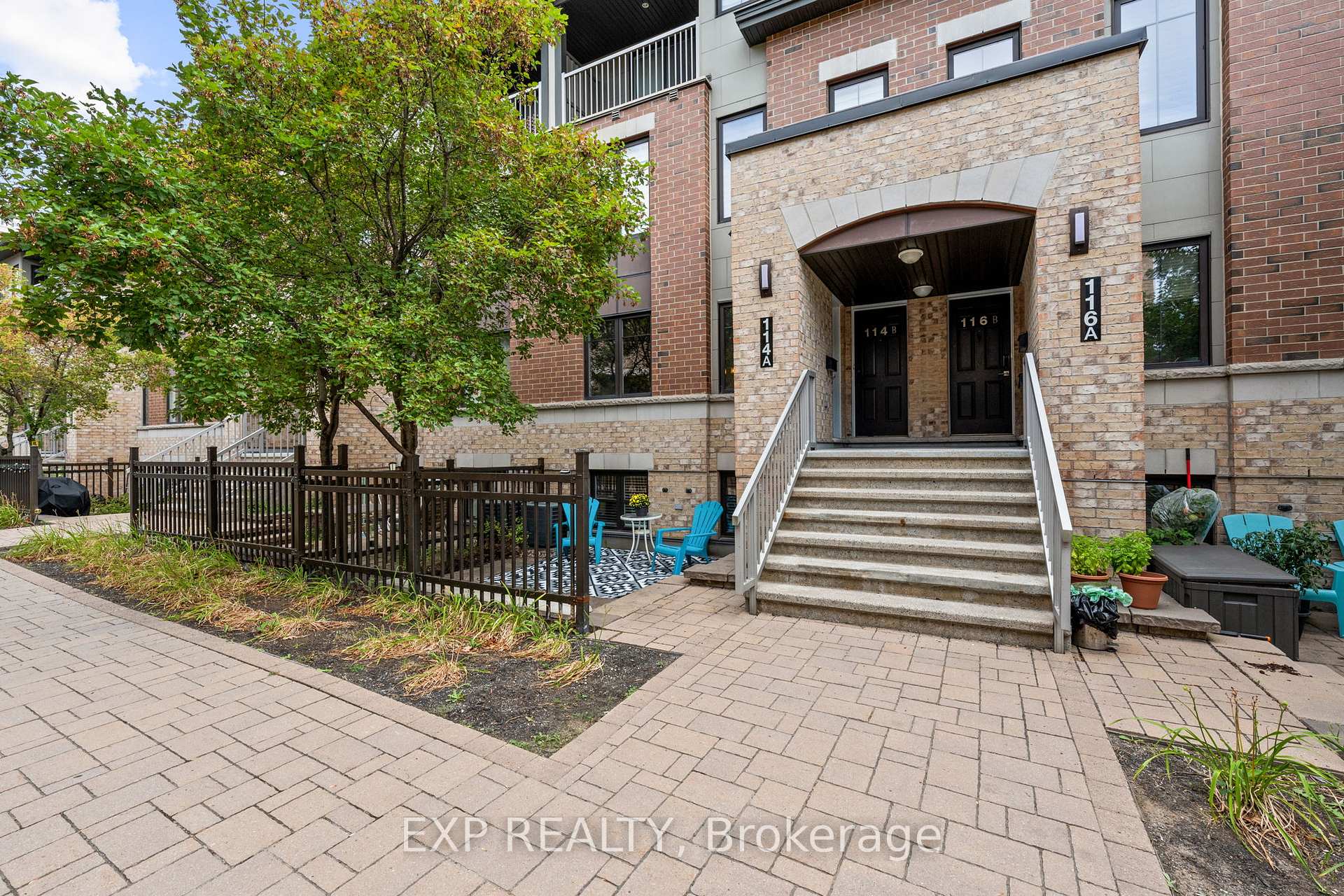 Photo 2 of 114-A Lindenshade Drive, Ottawa, Barrhaven - Strandherd — HOMEH