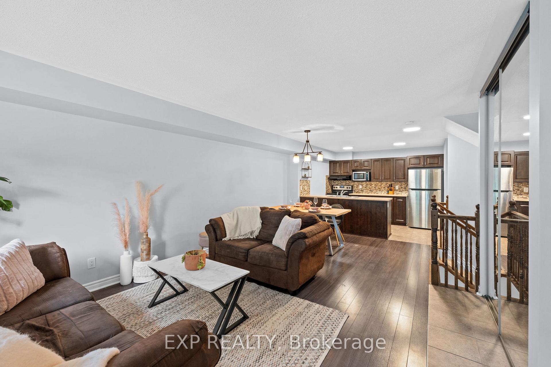 Photo 12 of 114-A Lindenshade Drive, Ottawa, Barrhaven - Strandherd — HOMEH