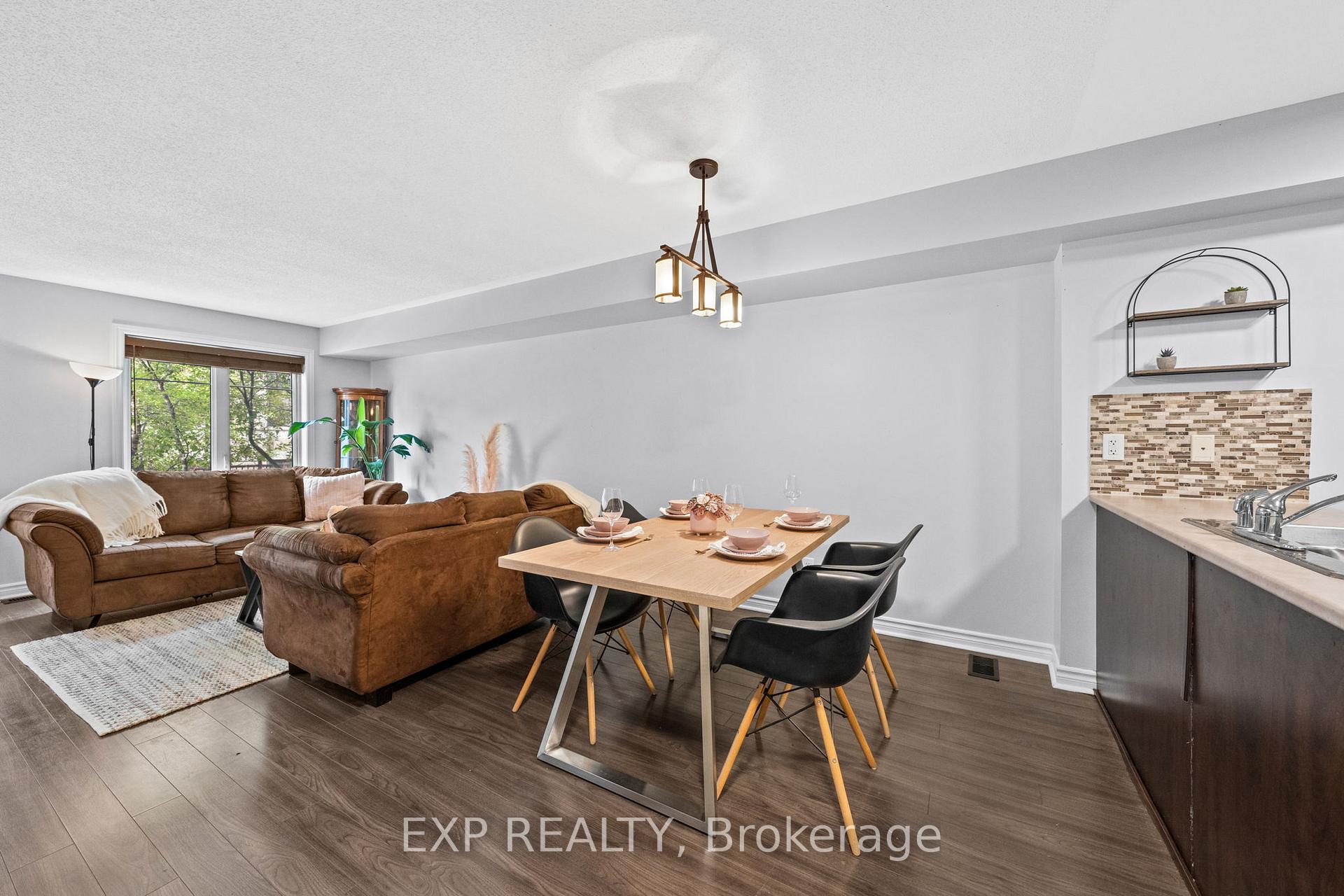 Photo 21 of 114-A Lindenshade Drive, Ottawa, Barrhaven - Strandherd — HOMEH