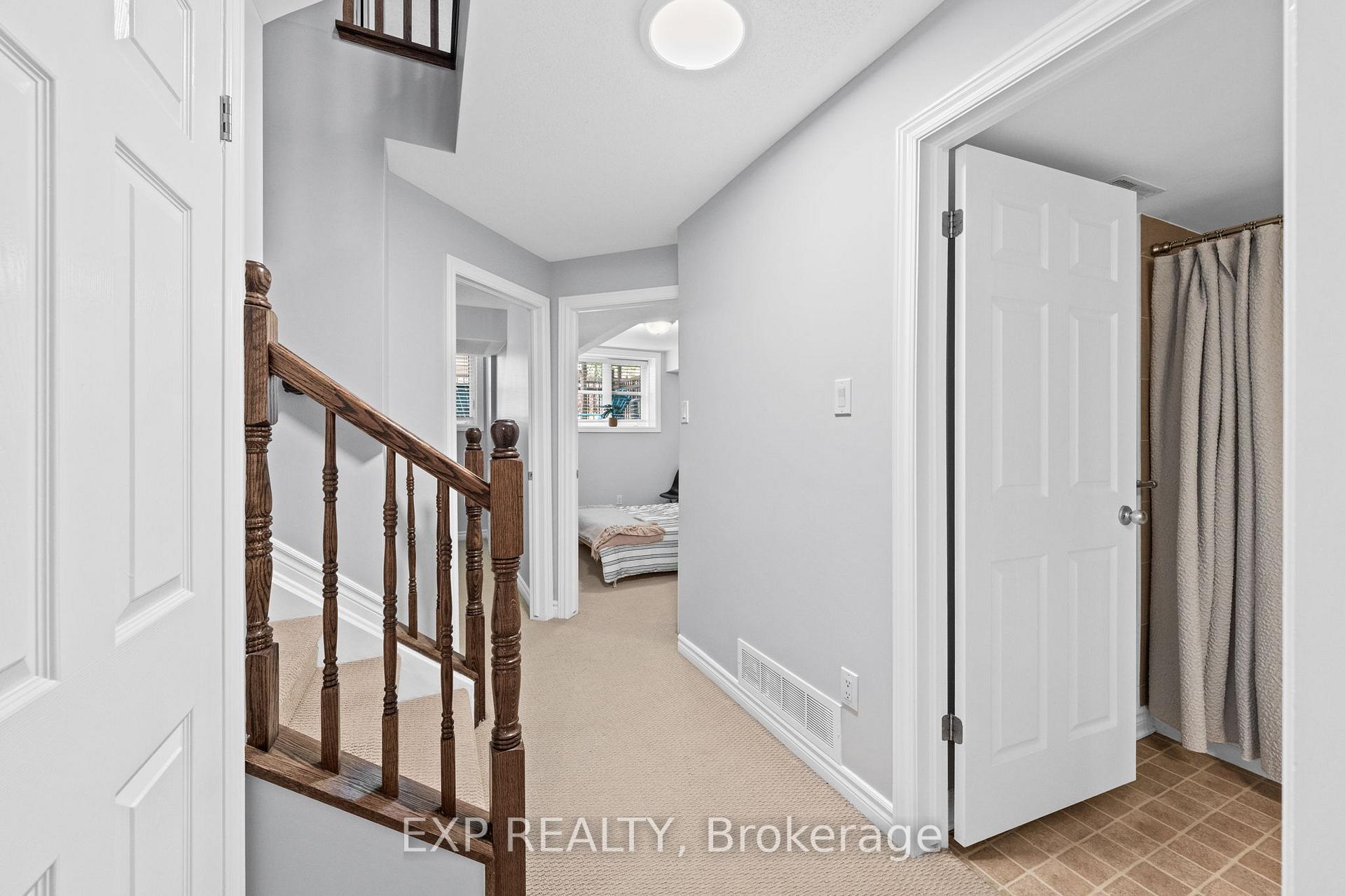 Photo 23 of 114-A Lindenshade Drive, Ottawa, Barrhaven - Strandherd — HOMEH