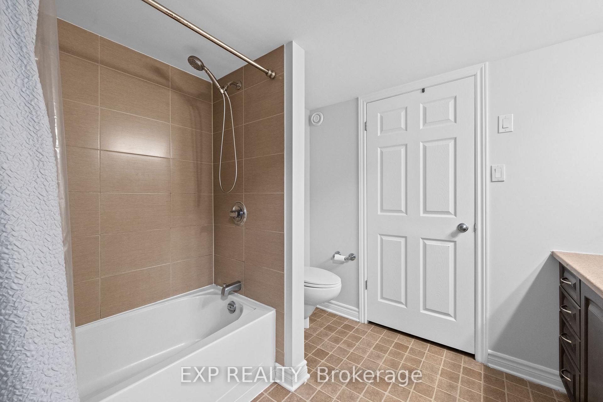 Photo 30 of 114-A Lindenshade Drive, Ottawa, Barrhaven - Strandherd — HOMEH