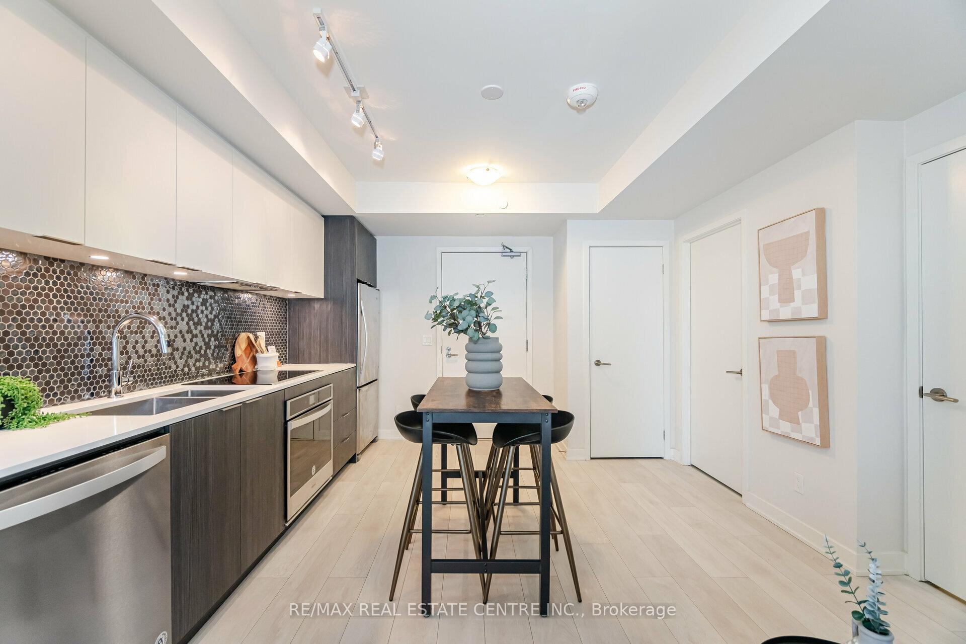 Photo 7 of Unit 1103, 2 Sonic Way, Toronto, Flemingdon Park — HOMEH