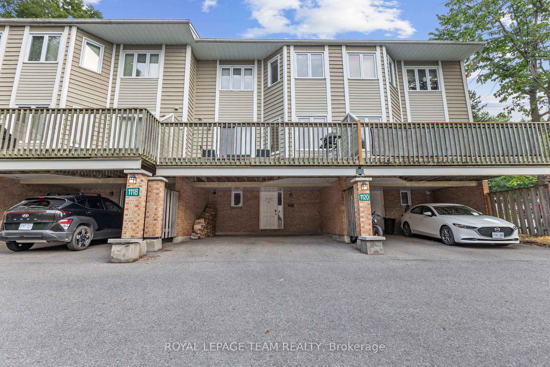 Front of 1120 Chimney Hill Way