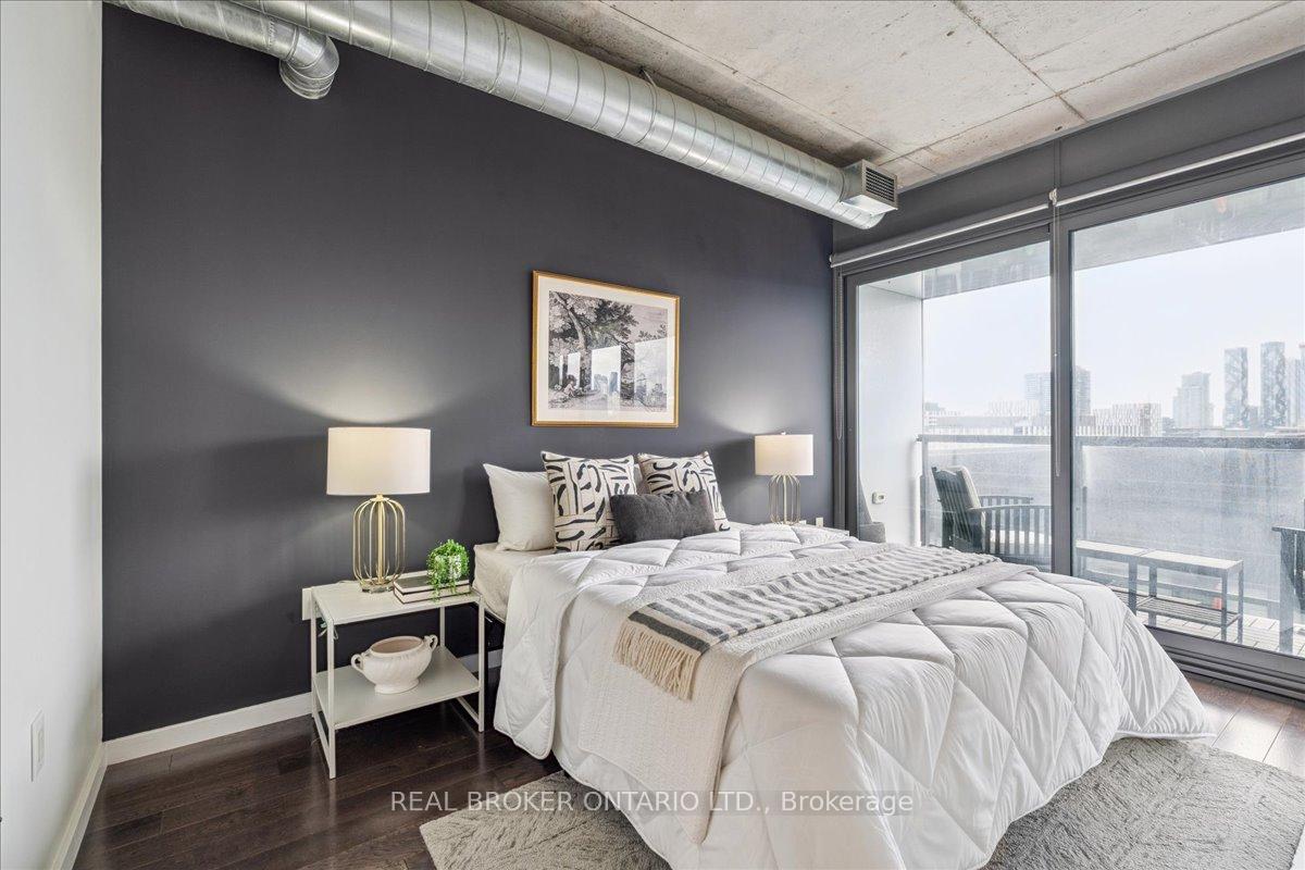 Photo 12 of Unit 812, 32 Trolley Crescent, Toronto, Moss Park — HOMEH