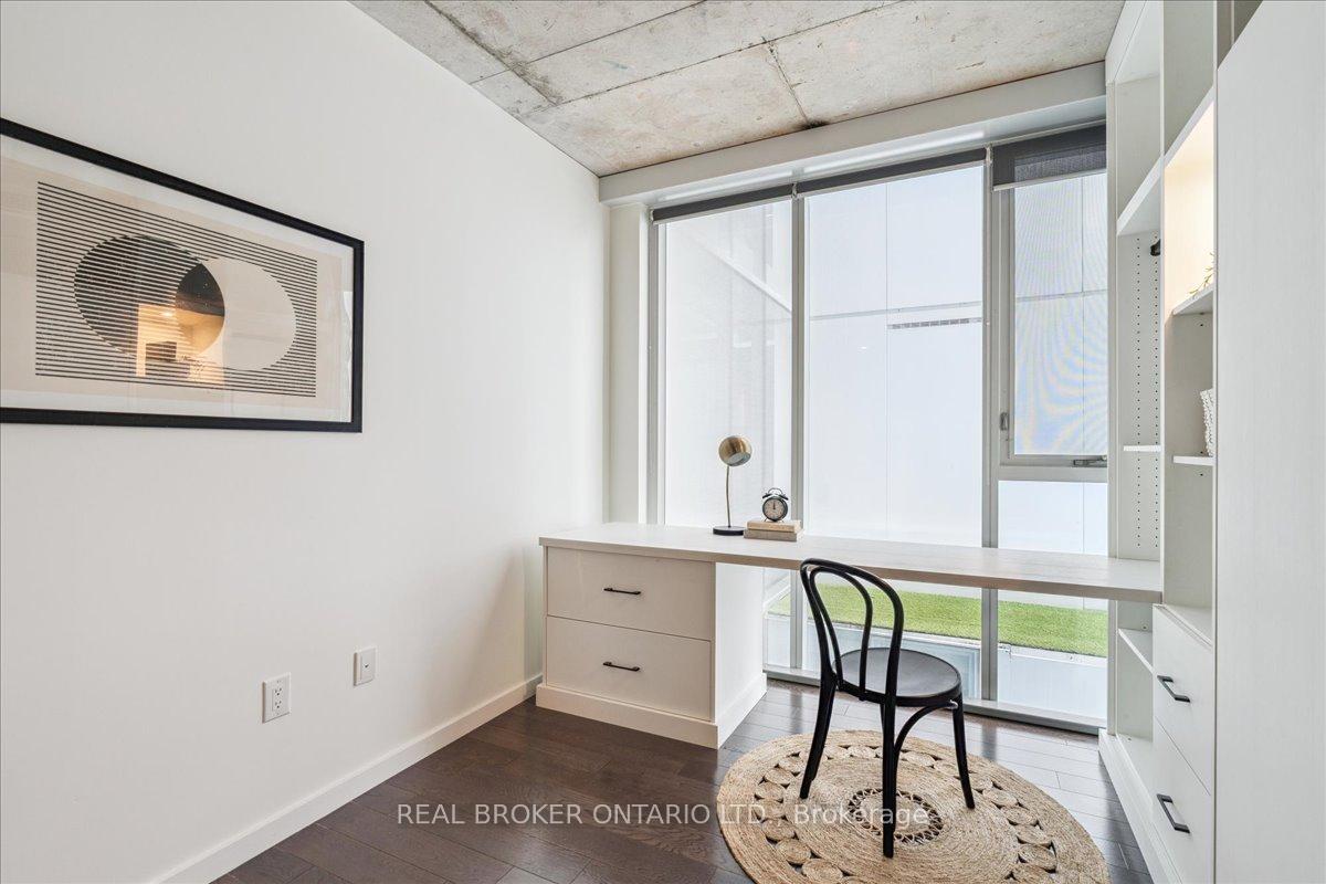 Photo 16 of Unit 812, 32 Trolley Crescent, Toronto, Moss Park — HOMEH