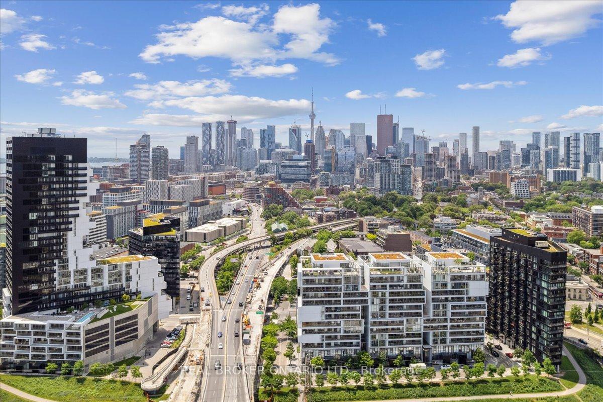 Photo 28 of Unit 812, 32 Trolley Crescent, Toronto, Moss Park — HOMEH