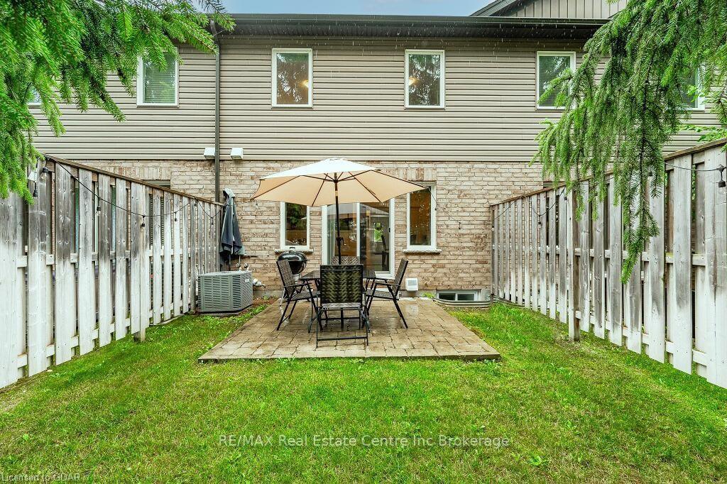 Photo 21 of 27 Arlington Crescent, Guelph, Pineridge/Westminster Woods — HOMEH